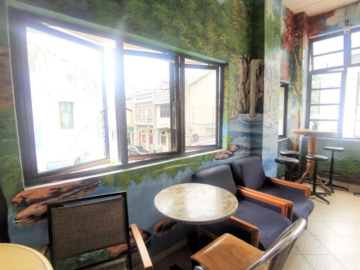 Star Lodge George Town Bagian luar foto